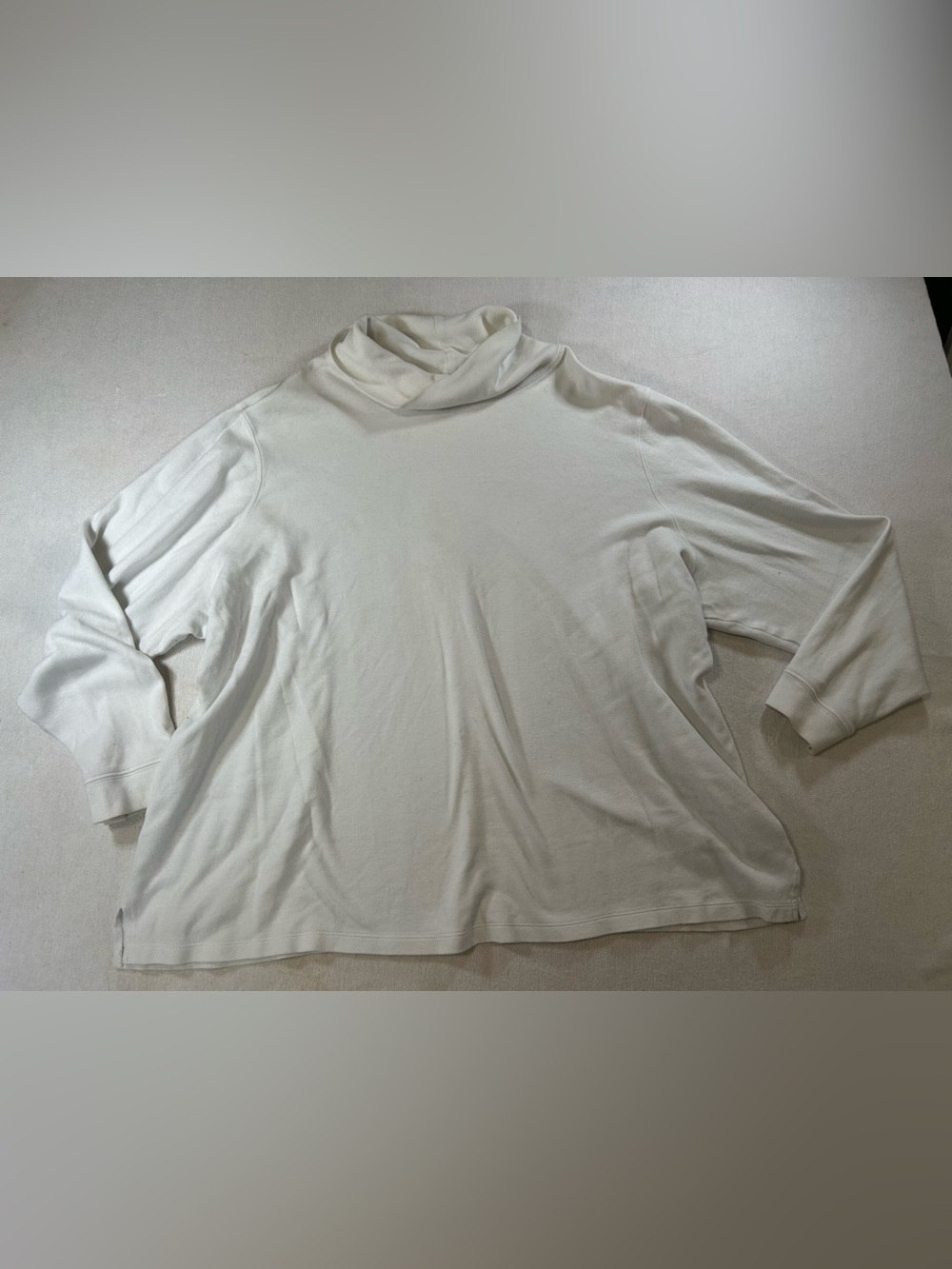 Covington Cream Long-Sleeve Turtleneck Shirt 100% cotton